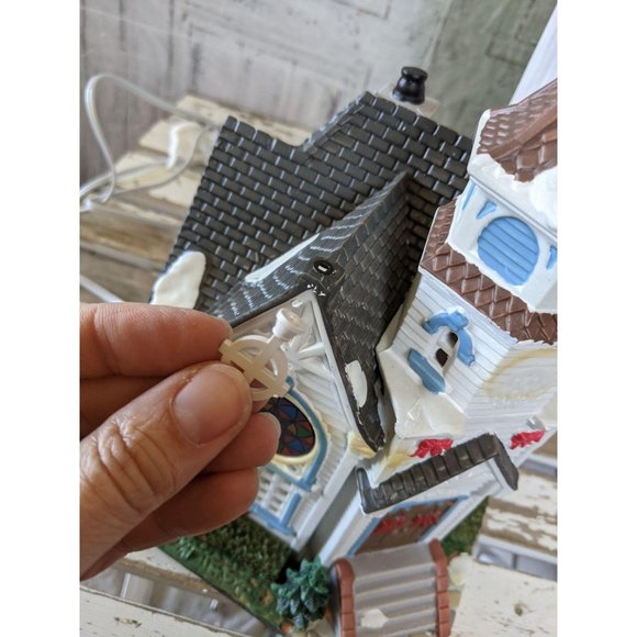 Lemax rosebud chapel Church village Coventry cove - Picture 3 of 7